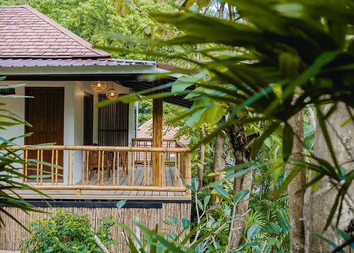 Railay Phutawan Resort